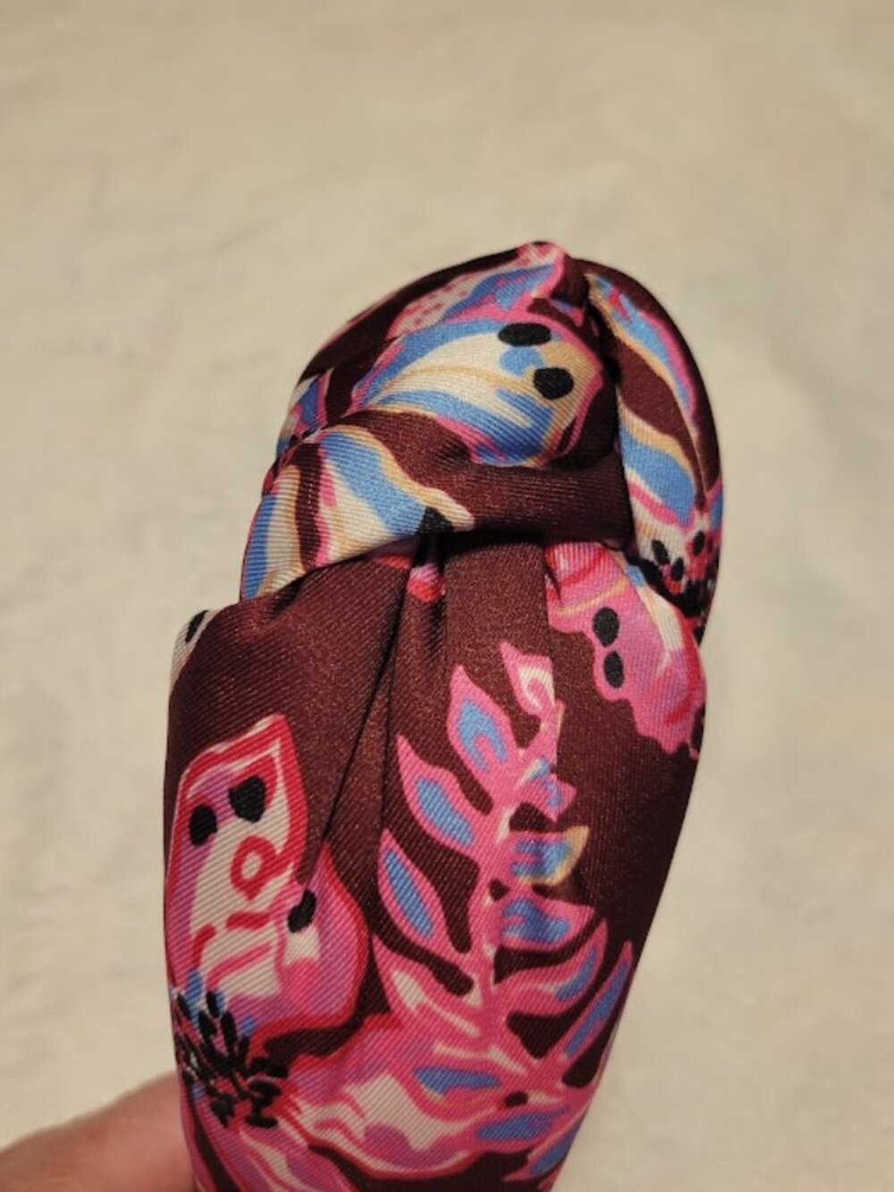 Lilly Pulitzer Splashdance Floral Knotted Satin Headband Pink Blue - Picture 2 of 4